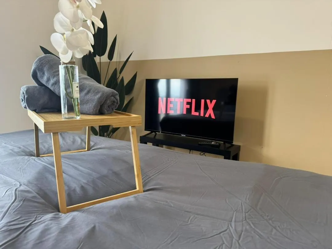Trion Kl, Klcc Trx Ikea At Chan Sow Lin, Kuala Lumpur By One Guesthouse アパート