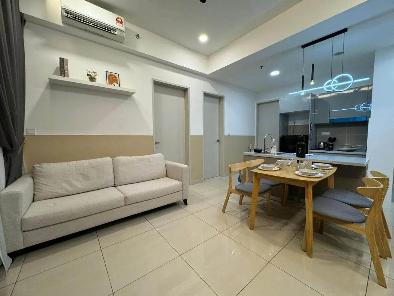 Trion Kl, Klcc Trx Ikea At Chan Sow Lin, Kuala Lumpur By One Guesthouse アパート