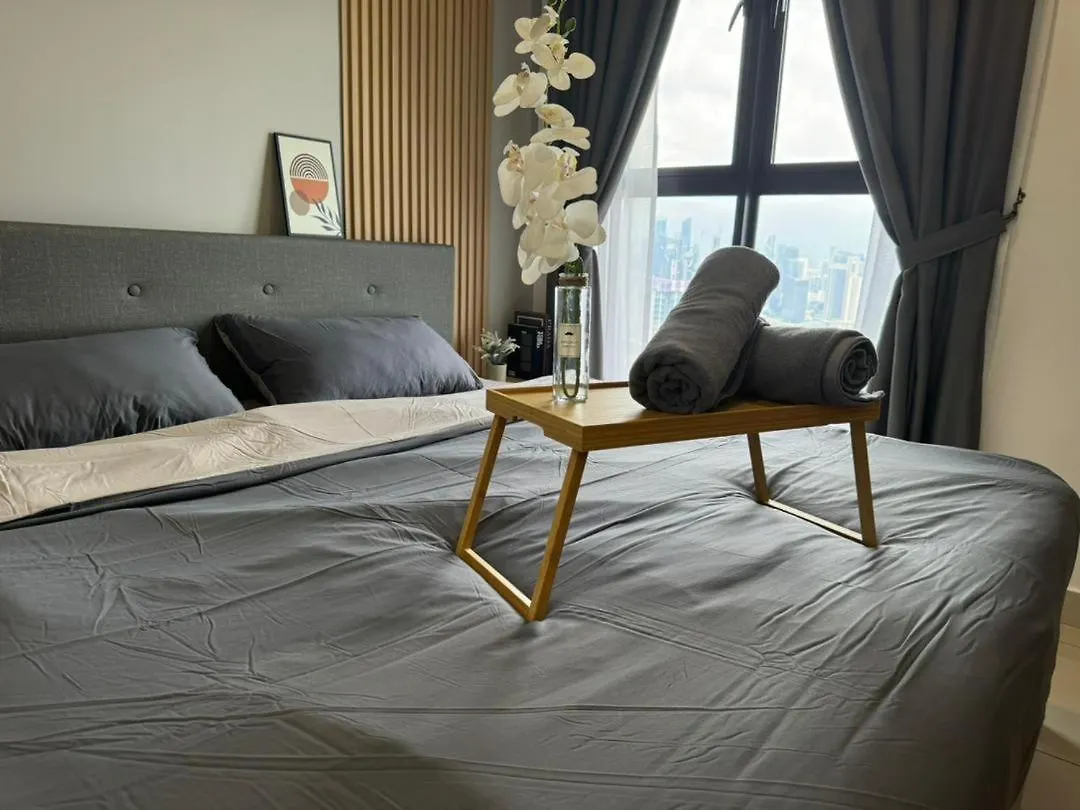 Trion Kl, Klcc Trx Ikea At Chan Sow Lin, Kuala Lumpur By One Guesthouse