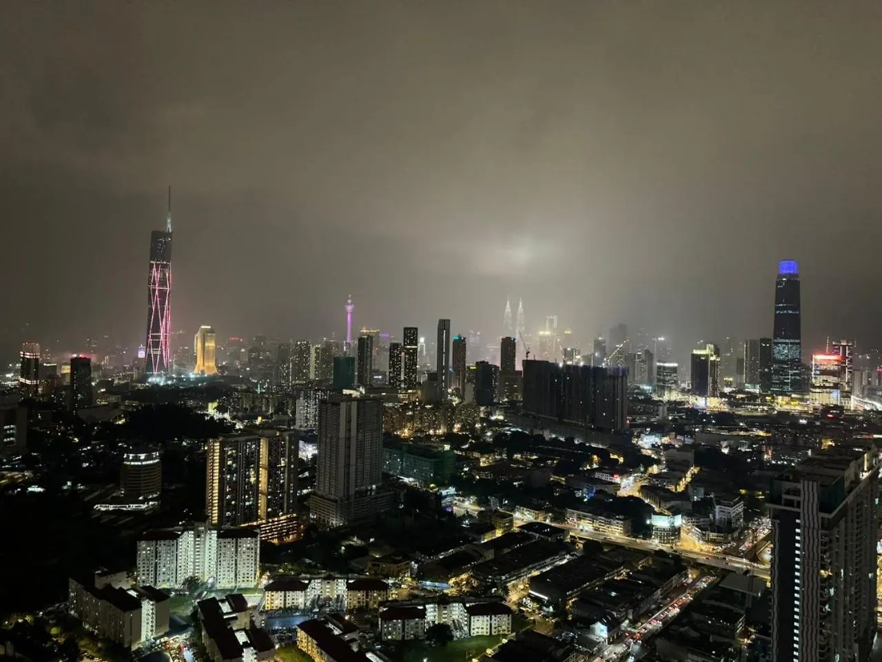 Trion Kl, Klcc Trx Ikea At Chan Sow Lin, Kuala Lumpur By One Guesthouse アパート