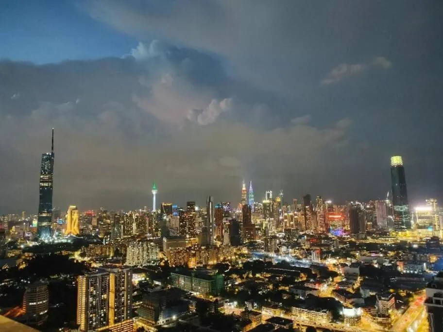 Апартаменты Trion Kl, Klcc Trx Ikea At Chan Sow Lin, Kuala Lumpur By One Guesthouse Малайзия